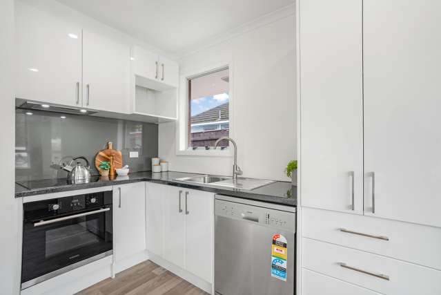 1/46 Wood Street Wainuiomata_4