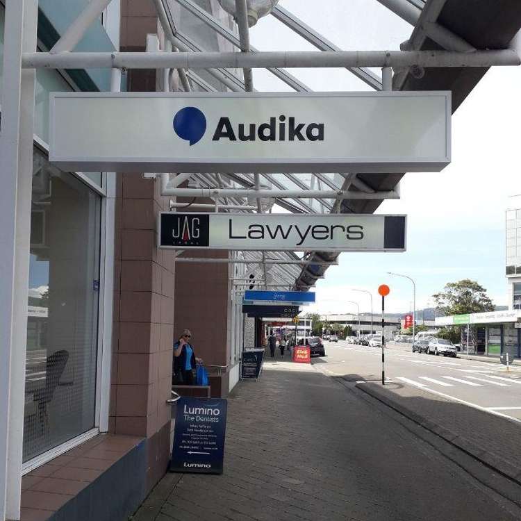 Ground Floor, 119 Queens Drive_0