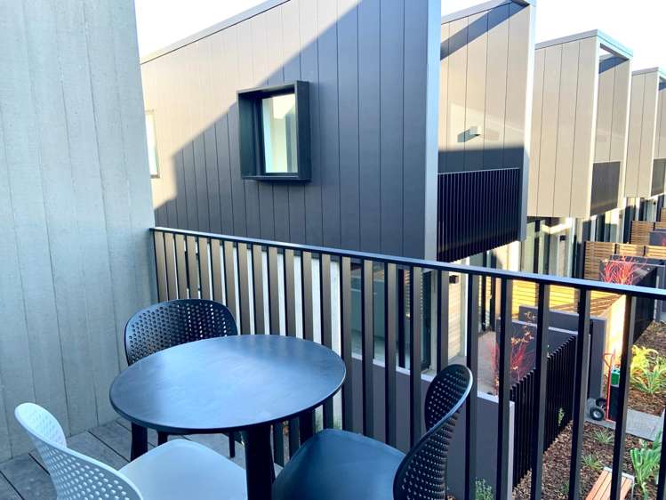 13/25 Latimer Square Christchurch Central_10