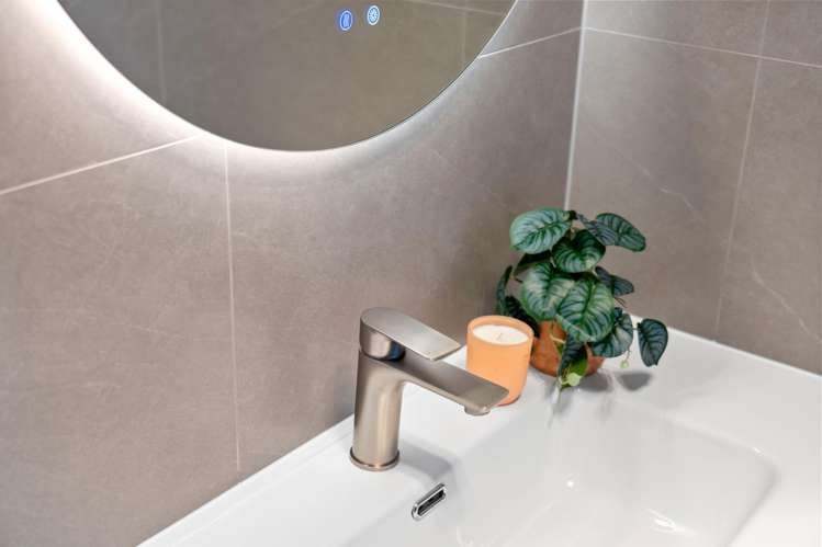 5/18 Albert Road Kelston_18