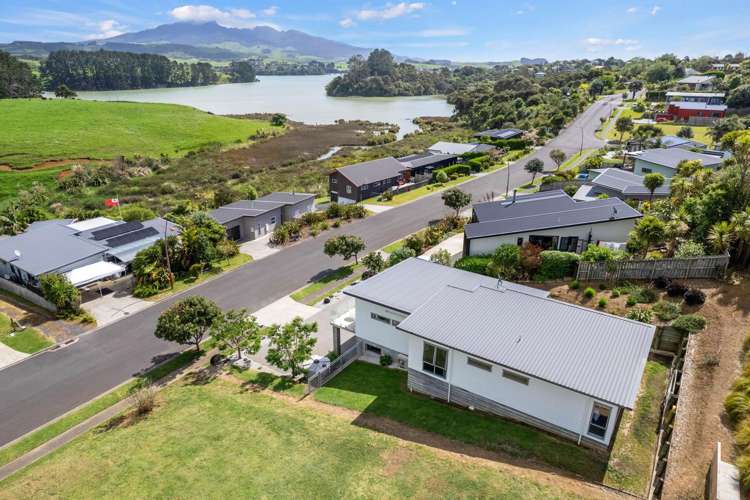 28 Robertson Street Raglan_23