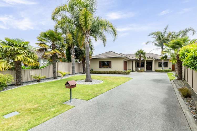 6 Lowry Place Frimley_1