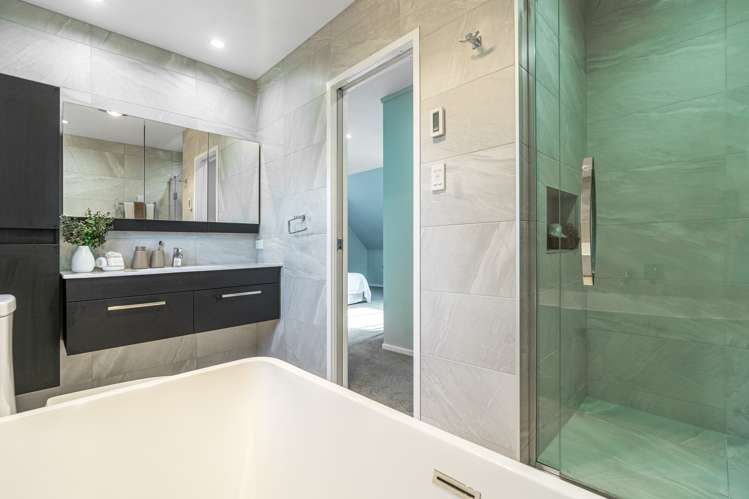 3 Tranquil Glade Hillcrest_15