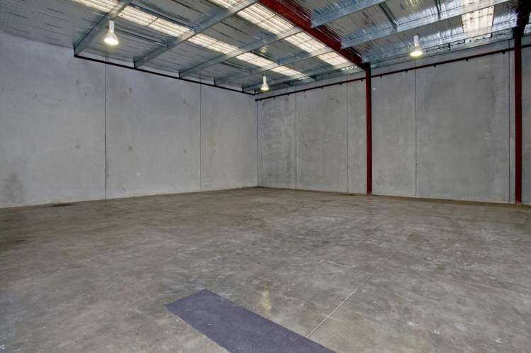 Unit 1, 77 Porana Road Wairau Valley_4