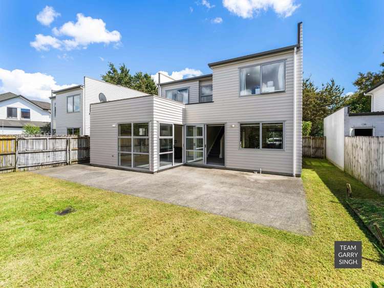30 Phar Lap Crescent Takanini_24