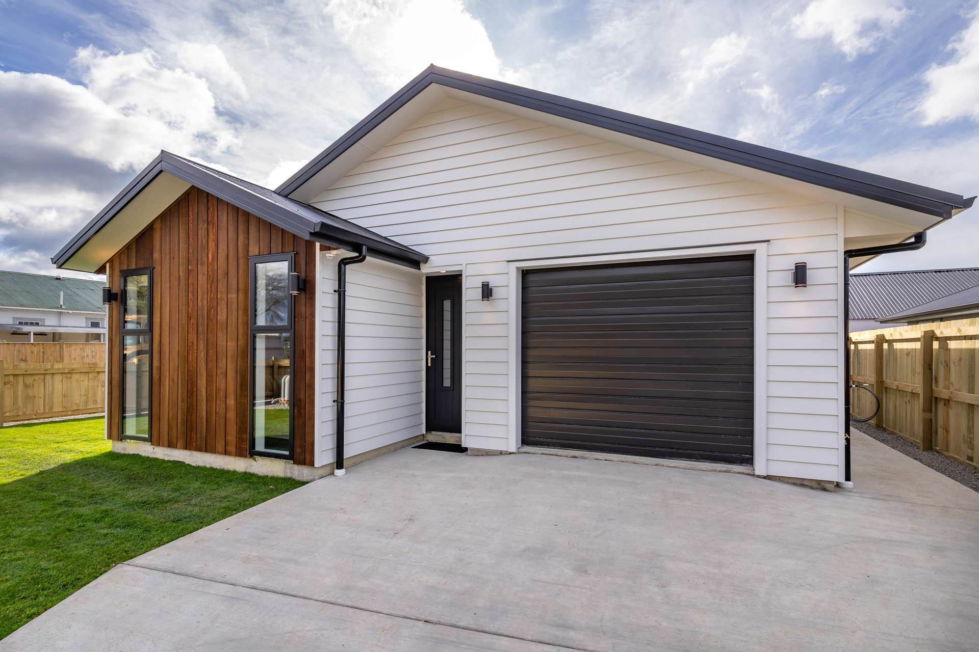 16/23 Roberts Road Masterton_0