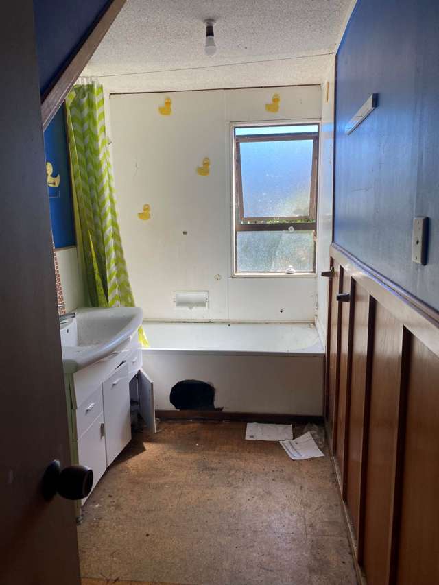 13 Cordyline Road Port Waikato_4