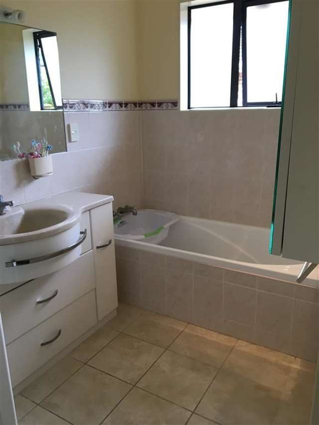 61 Royal Oak Drive Kelvin Grove_2