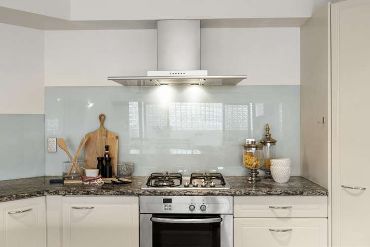 1b/27 George Street Newmarket_26