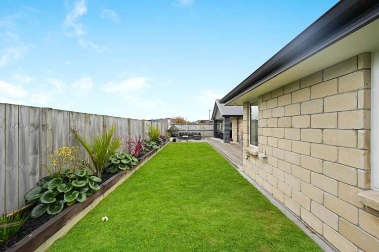 7 Bourke Drive Cambridge_21