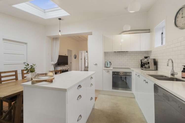 13 South Lynn Road Titirangi_8