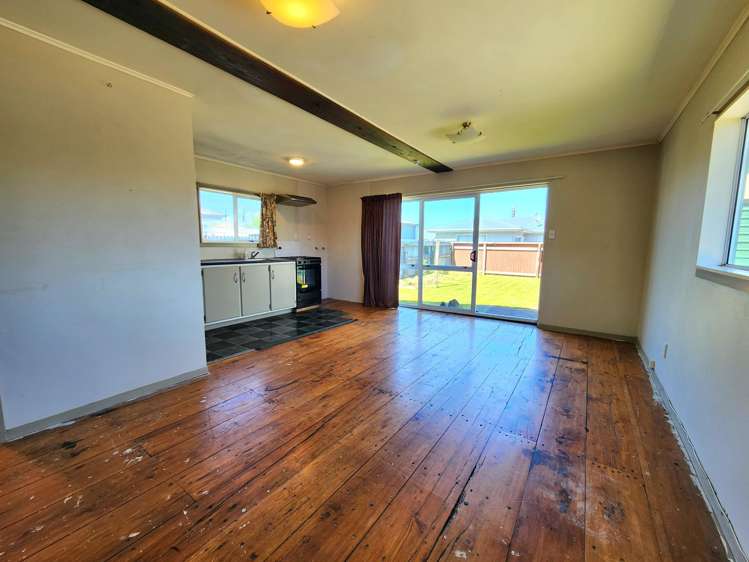 16A Collins Street Blaketown_17