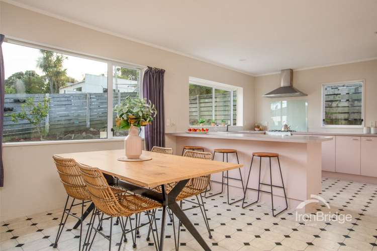 2 Whitehouse Road Titahi Bay_4