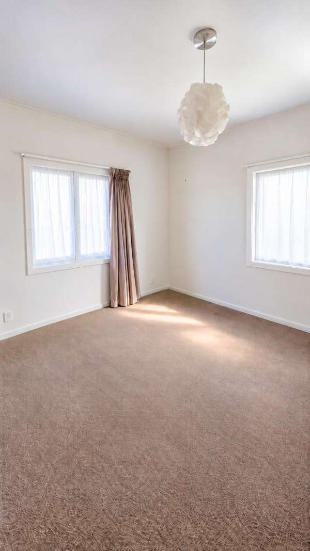 2/70 Tonga Street 2775_4