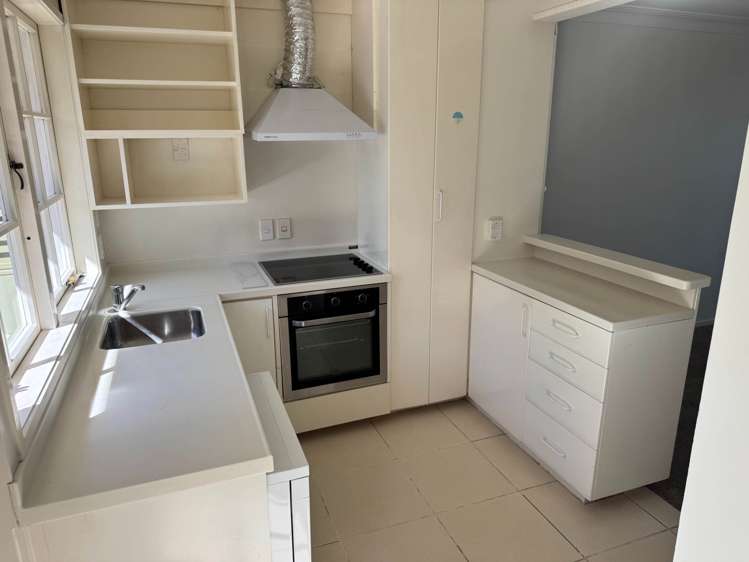 1/32 Thatcher Street Mission Bay_7