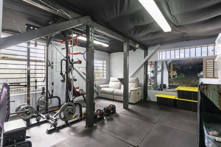 12 Landsdale Place Massey_14