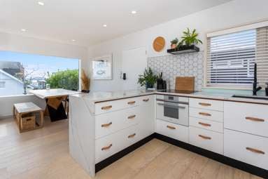 6/101 Shelly Beach Road_3