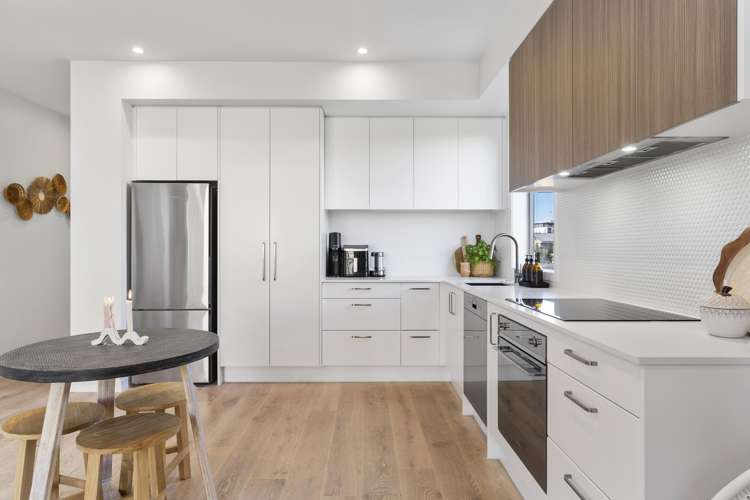 2/28 Nevill Road Hobsonville_9