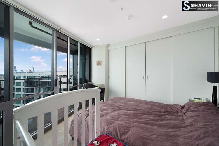 906/30 Beach Road_3