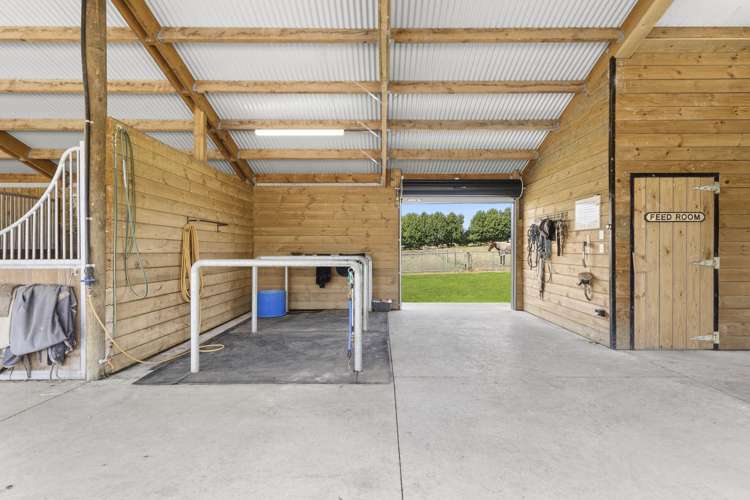 18 Judge Road Rotoorangi_6