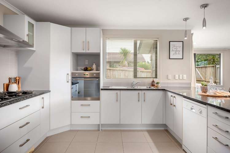 102 Barrington Drive Huntington_5