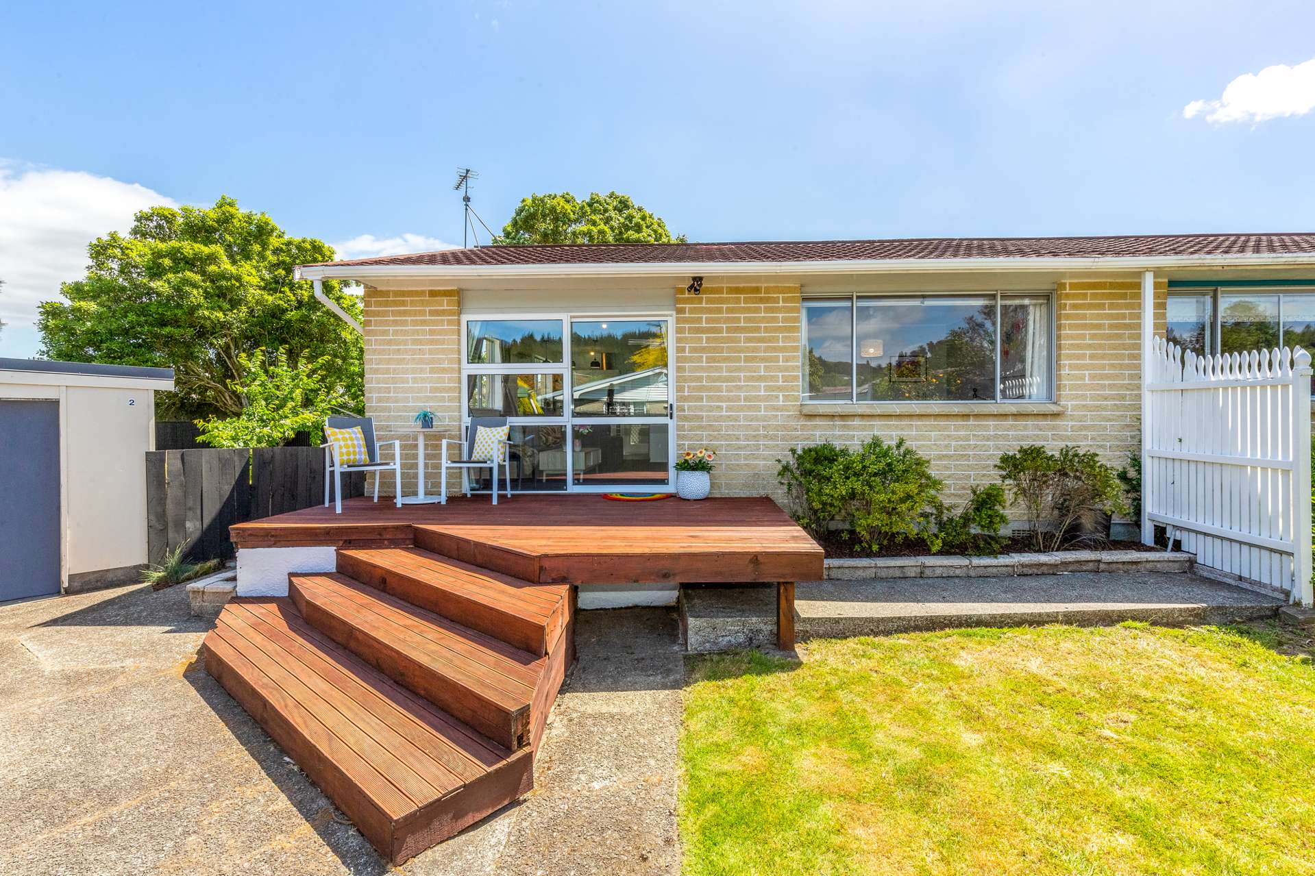 2/1 Sequoia Place Maoribank_0