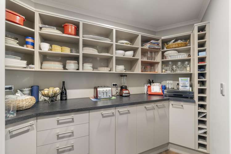 9 Adian Way Loburn_11