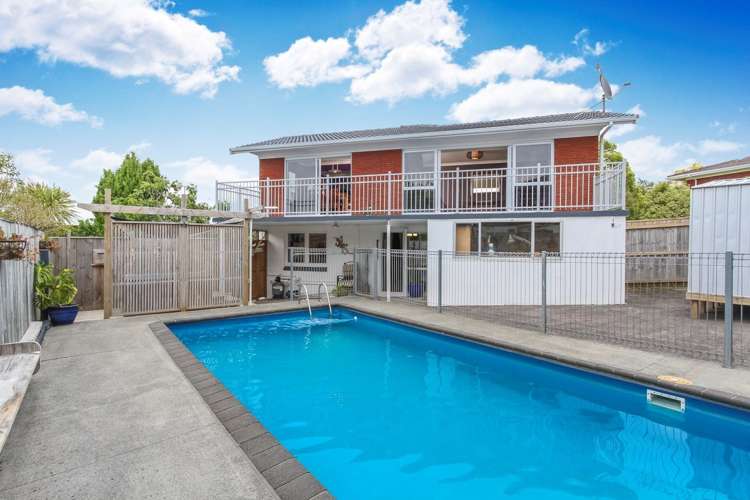 32 Taitua Drive Te Atatu South_19