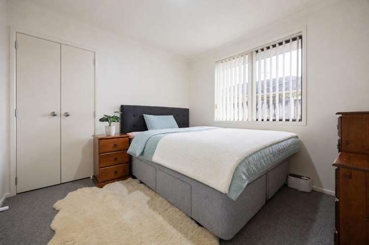 6 Saint Johns Avenue Hamilton East_10