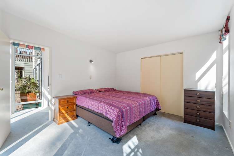 2/17 Infidel Place Torbay_11