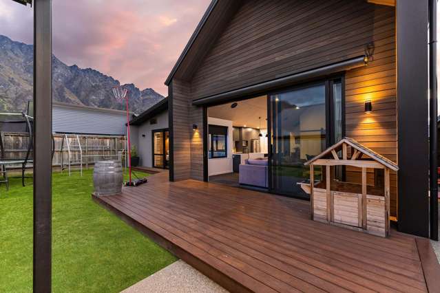 Family living in the heart of Hanley's Farm