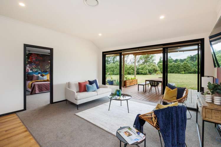 2 Ashgrove Lane Ashhurst_13