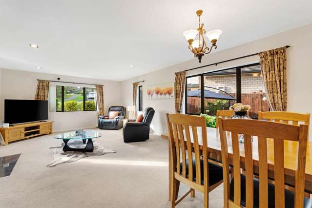 23 Terrasini Drive Flat Bush_2