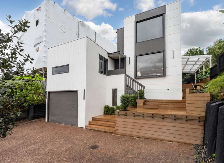 2/701 Great North Road Grey Lynn_17