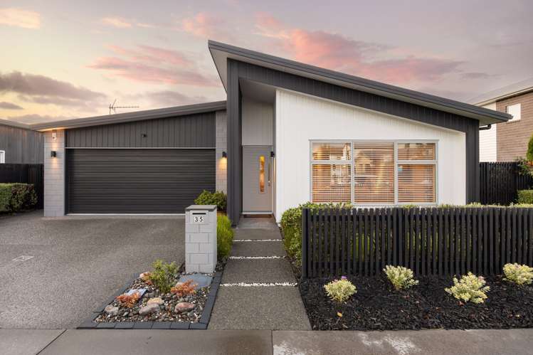 35 Capper Crescent_0
