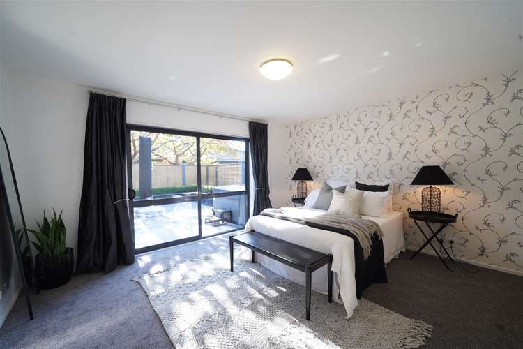 16 Riverwood Boulevard Redwood_8