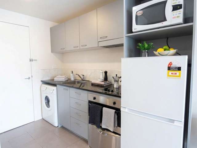 22B/76 Albert Street City Centre_3