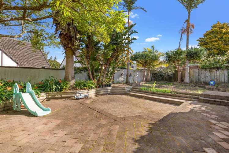 1/33 Curacao Place Half Moon Bay_9