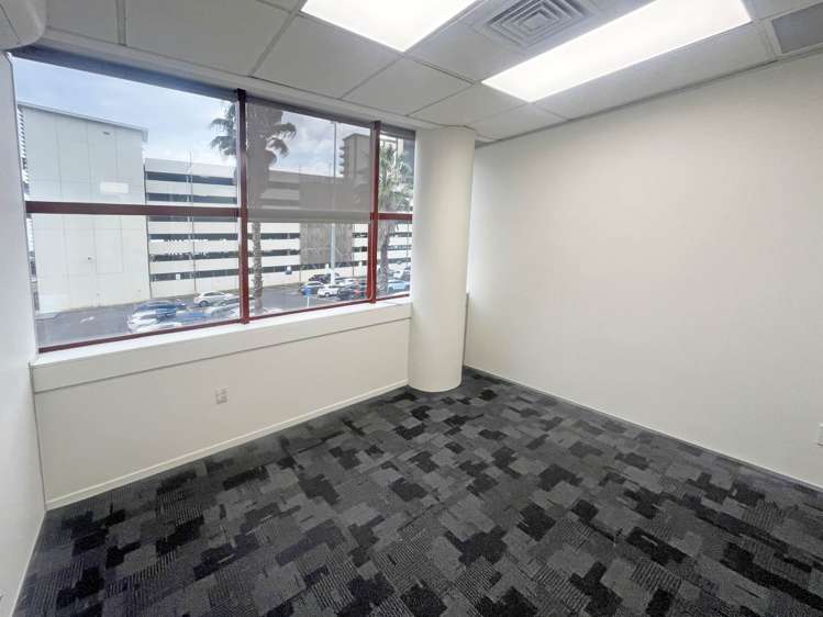 Level 1/22 Amersham Way Manukau_5