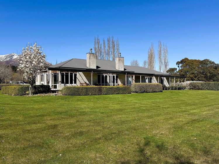 2211 Blackmount Redcliff Road Whare Creek_15