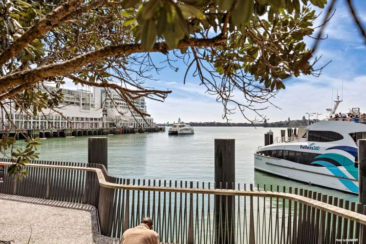 1702/8 Albert Street City Centre_20