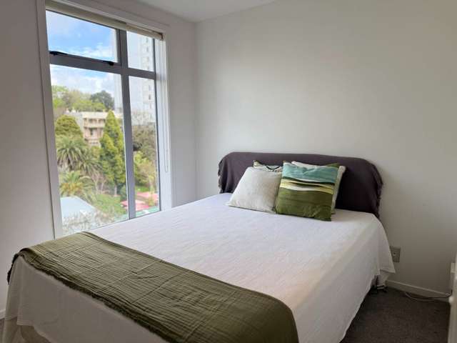 6A/32 Eden Crescent City Centre_1