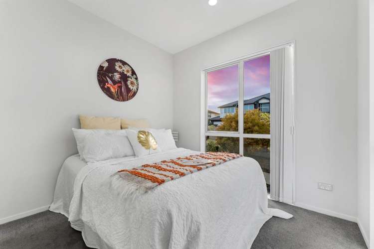 21 Horsefields Drive Flat Bush_18