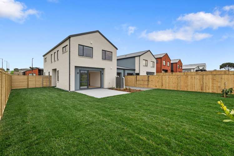 18 Kanae Drive 1640_2
