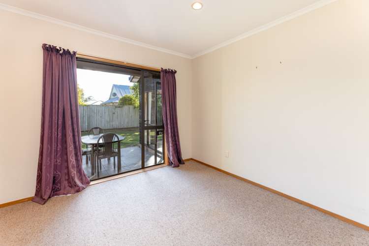 48 Gladstone Road Woodend_17