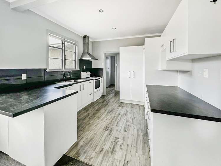 321a Botanical Road West End_2