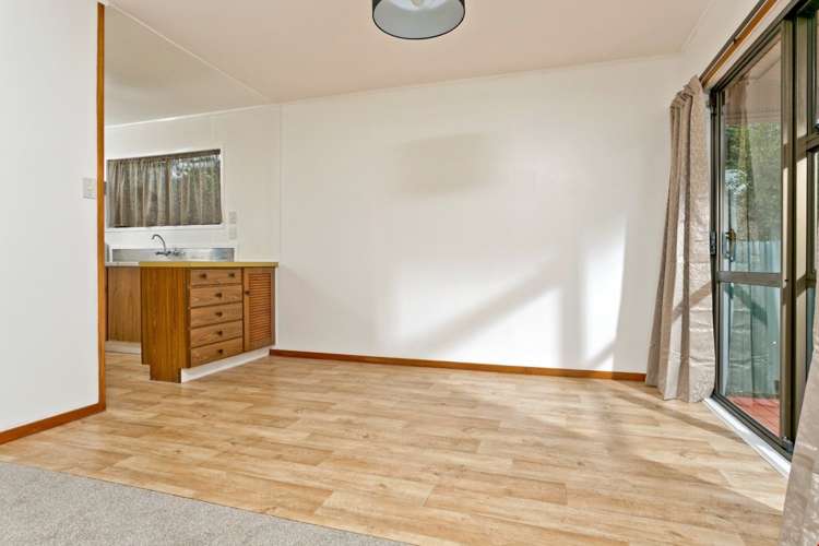 2/12 Cresta Avenue Beach Haven_4
