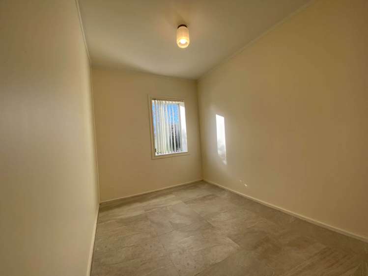 6 Prestige Place Castor Bay_11