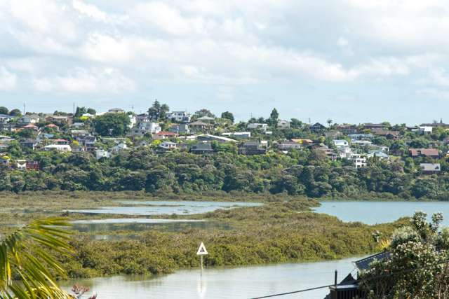 32 Renata Crescent Te Atatu Peninsula_1