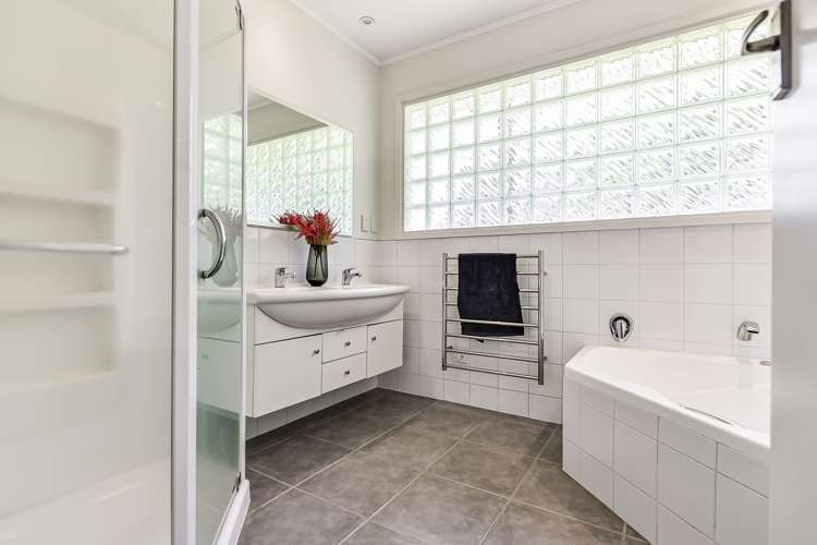 27 Hinton Avenue Forest Lake_21